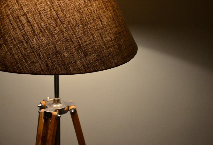 Lámparas-mesa-madera
